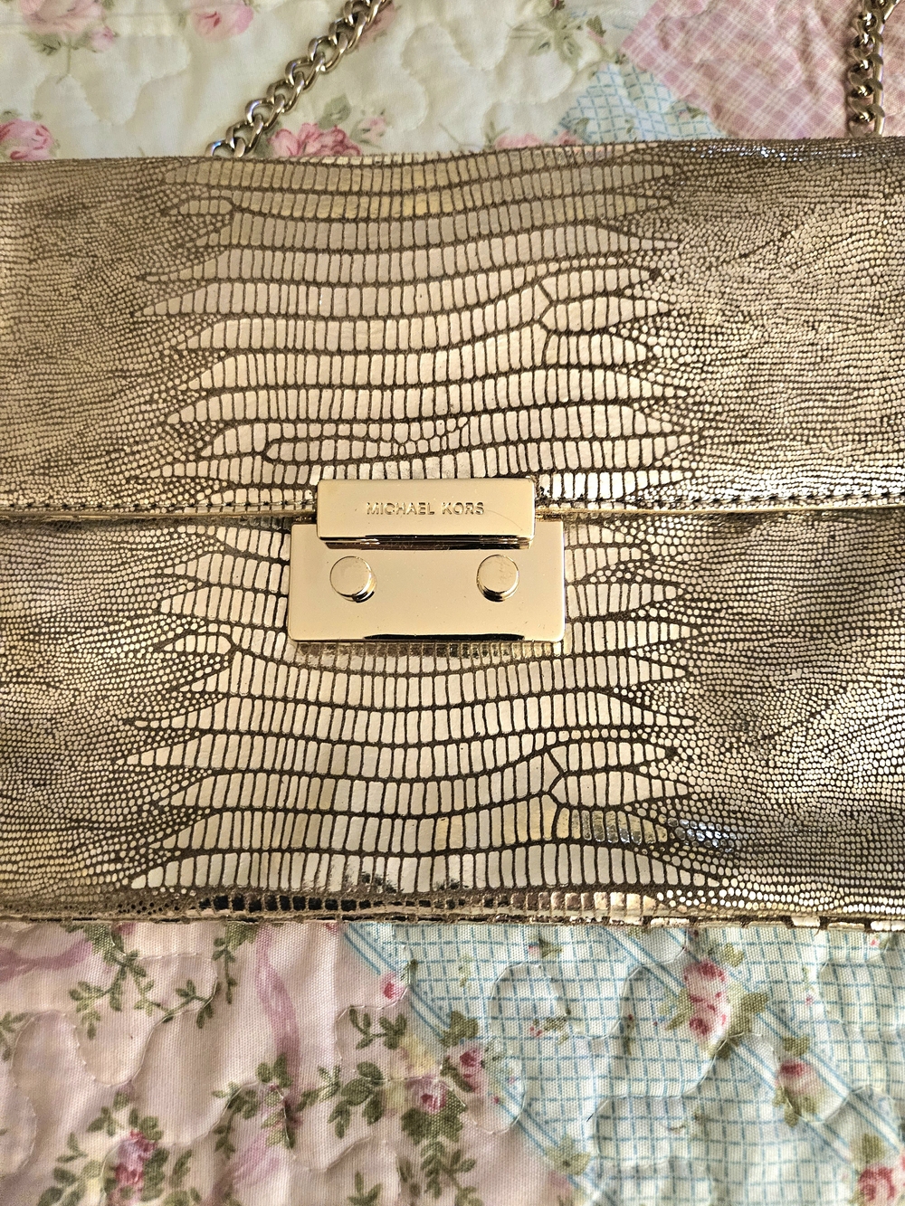 Michael Kors Metallic Gold Lizard-Embossed Chain Shoulder Bag - Picture 3 of 9